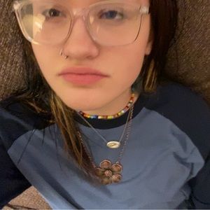 Meet your Posher, Adrianna